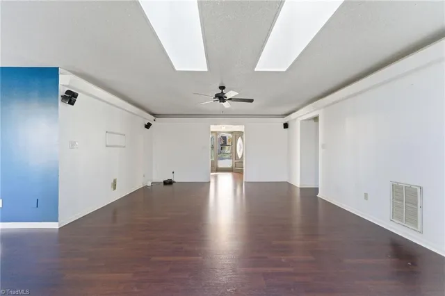 $305,000 | 124 Ridgeway Lane, Lexington, NC 27295