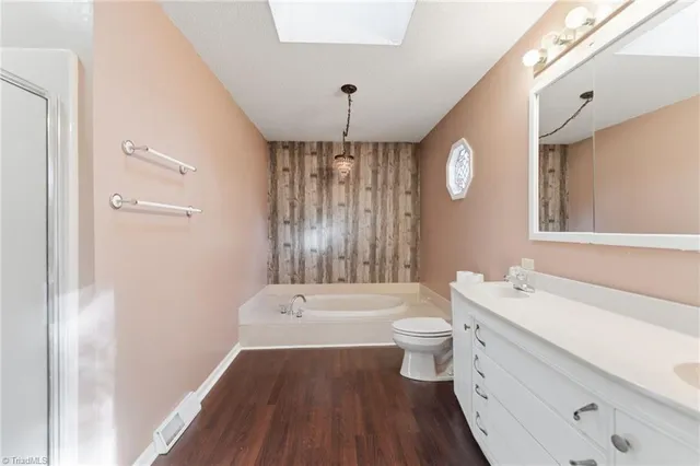 $305,000 | 124 Ridgeway Lane, Lexington, NC 27295