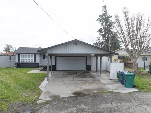 $445,000 | 9906 Jennifer Court, Delhi, CA 95315