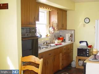 406 Blakeley Road Wallingford, PA 19086 - Photo 3 of 4