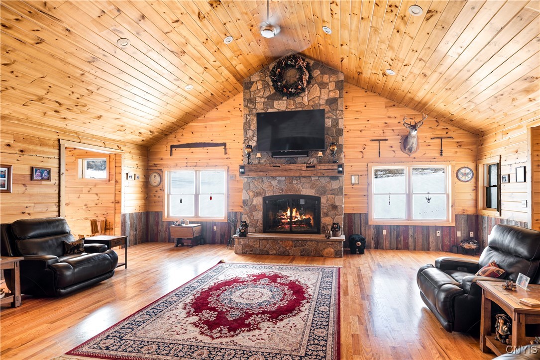 4873 Lawless Road Marcellus, NY 13108 - Photo 12 of 49