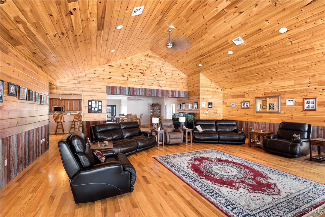 4873 Lawless Road Marcellus, NY 13108 - Photo 14 of 49