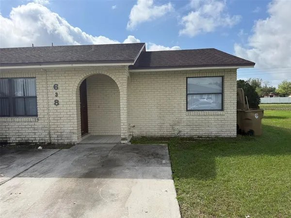 $1,300 | 638 Royalty Court, Kissimmee, FL 34758