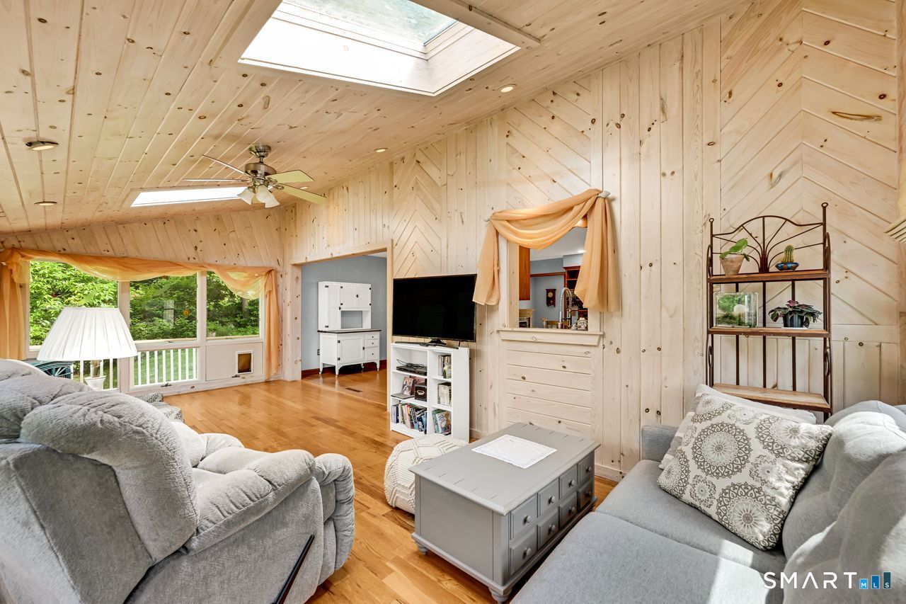 494 Nonnewaug Road Bethlehem, CT 06751 - Photo 9 of 40
