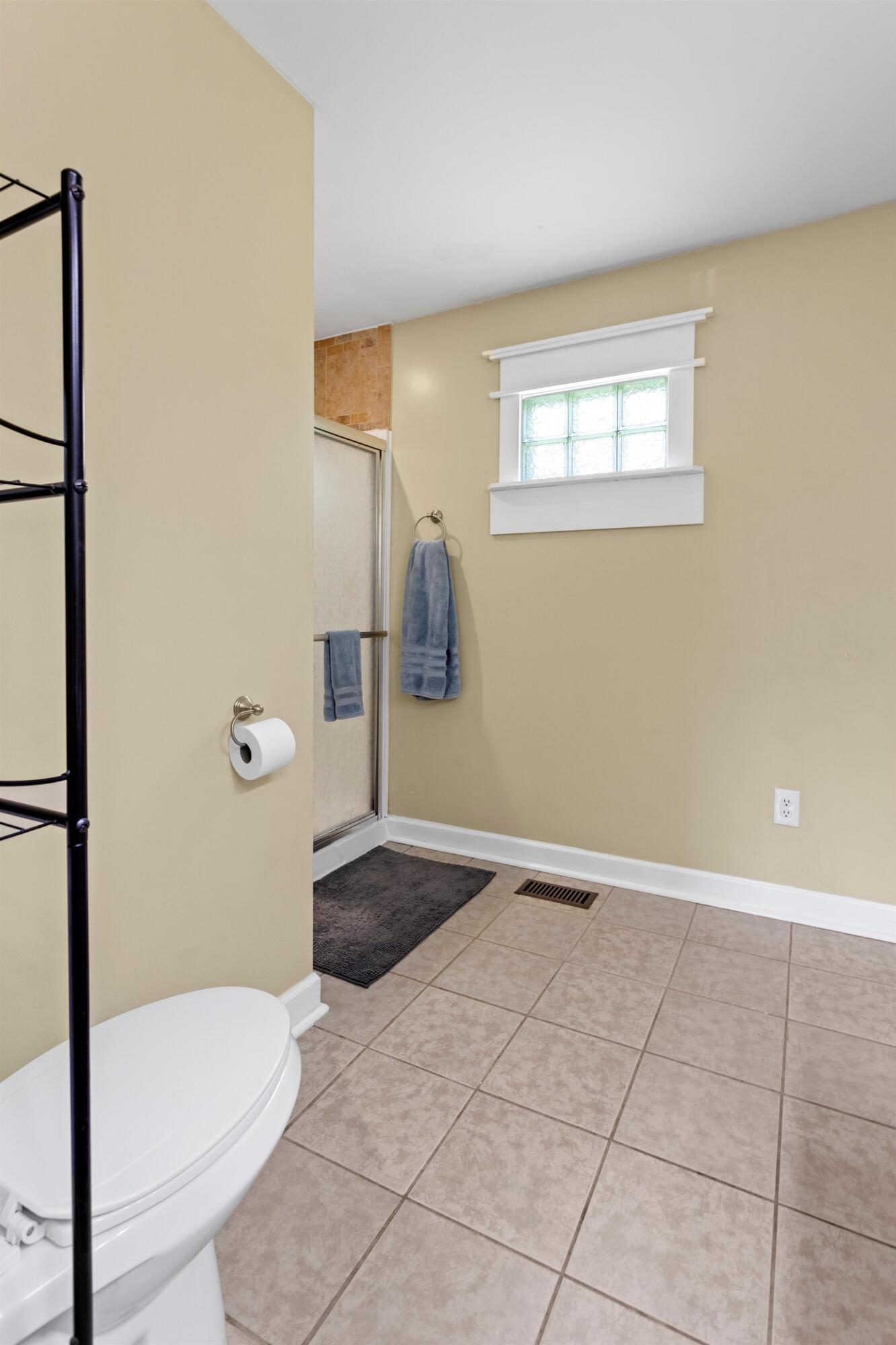 1317 Thatcher Road Soddy Daisy, TN 37379 - Photo 20 of 41 28-IMG_2328