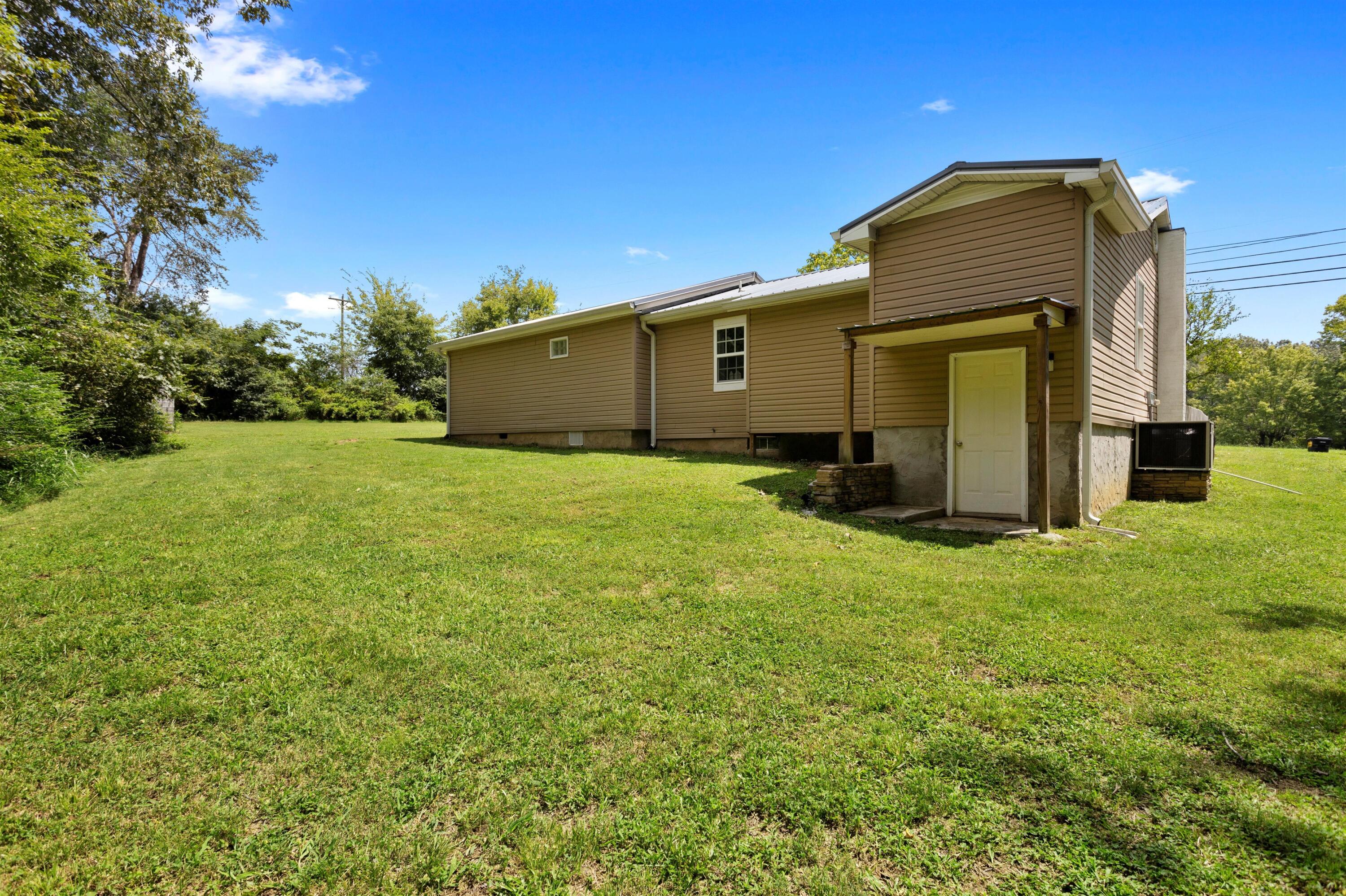 1317 Thatcher Road Soddy Daisy, TN 37379 - Photo 30 of 41 38-IMG_2356