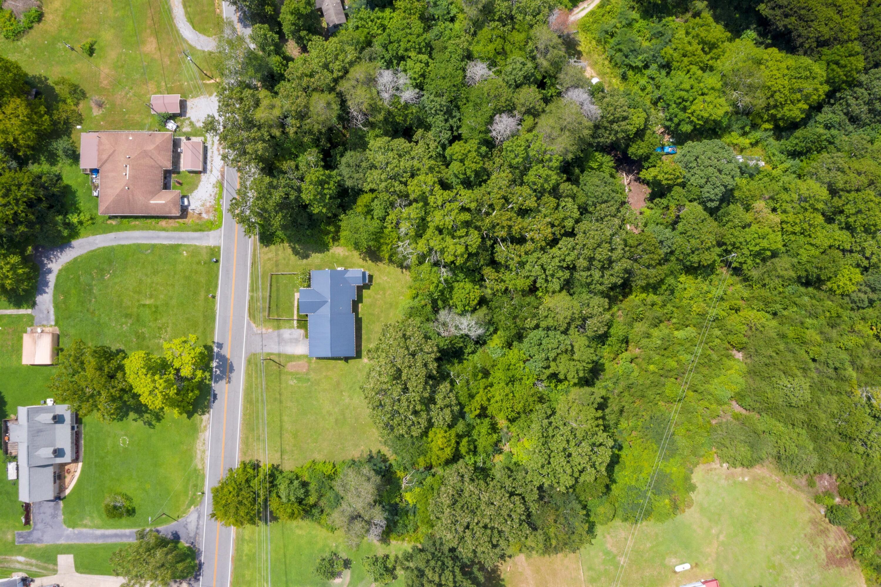 1317 Thatcher Road Soddy Daisy, TN 37379 - Photo 36 of 41 05-DJI_0956