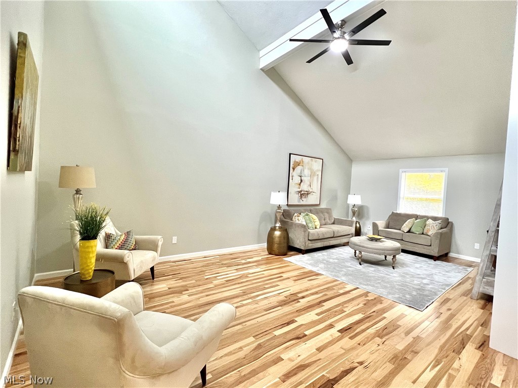3809 Maplecrest Road Woodmere, OH 44122 - Photo 11 of 30 Living Room