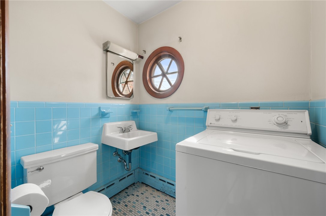 21 Top Street Westerly, RI 02891 - Photo 15 of 50