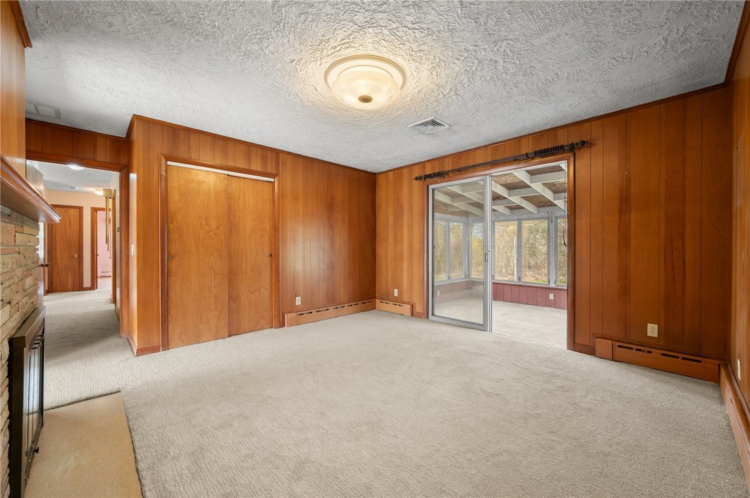 21 Top Street Westerly, RI 02891 - Photo 16 of 50