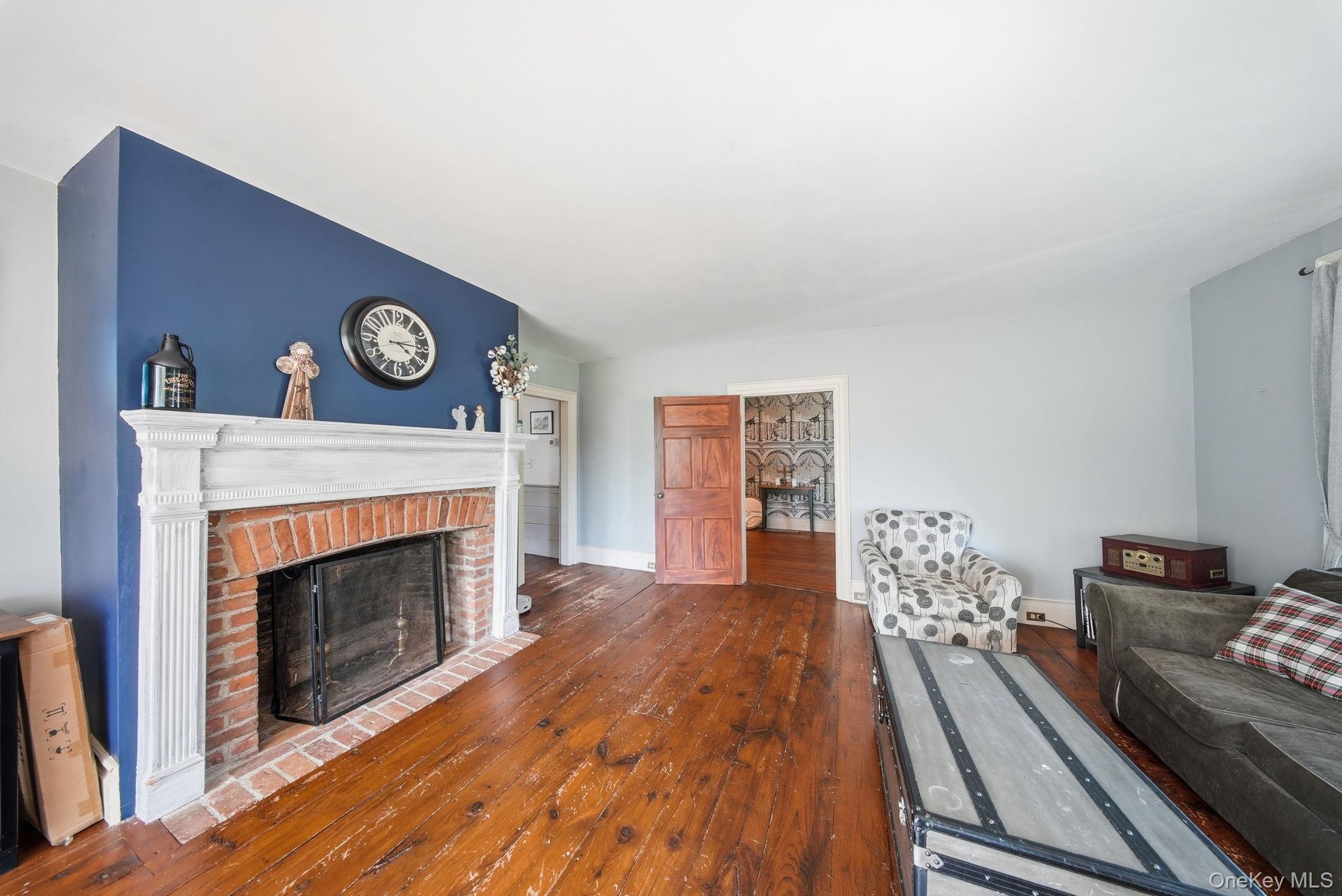 633 Ridgebury Road Slate Hill, NY 10973 - Photo 10 of 48