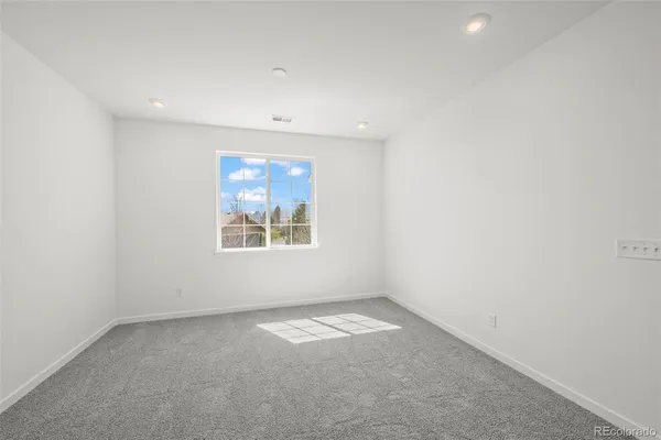 $925,000 | 4043 Emerald Shore Circle, Loveland, CO 80538