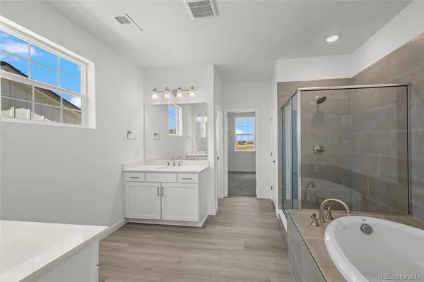 $925,000 | 4043 Emerald Shore Circle, Loveland, CO 80538