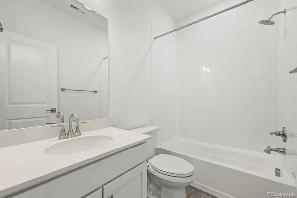 $925,000 | 4043 Emerald Shore Circle, Loveland, CO 80538