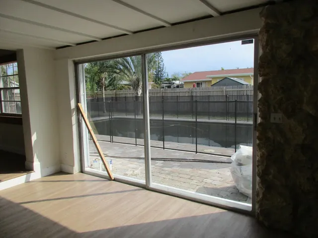 $496,900 | 806 Minnesota Street, Lantana, FL 33462