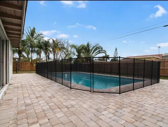 $496,900 | 806 Minnesota Street, Lantana, FL 33462