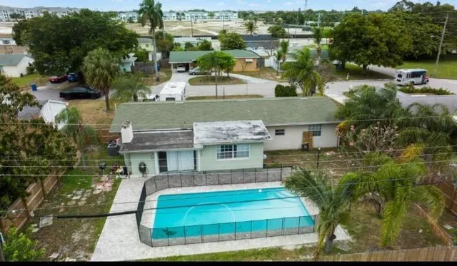 $496,900 | 806 Minnesota Street, Lantana, FL 33462