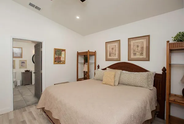 $525,000 | 519 51st Street West, Bradenton, FL 34209