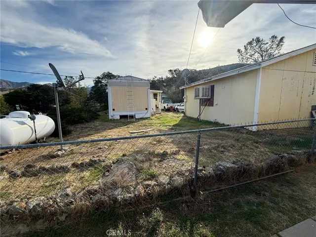 $1,900 | 101 Jones Street, Bodfish, CA 93205