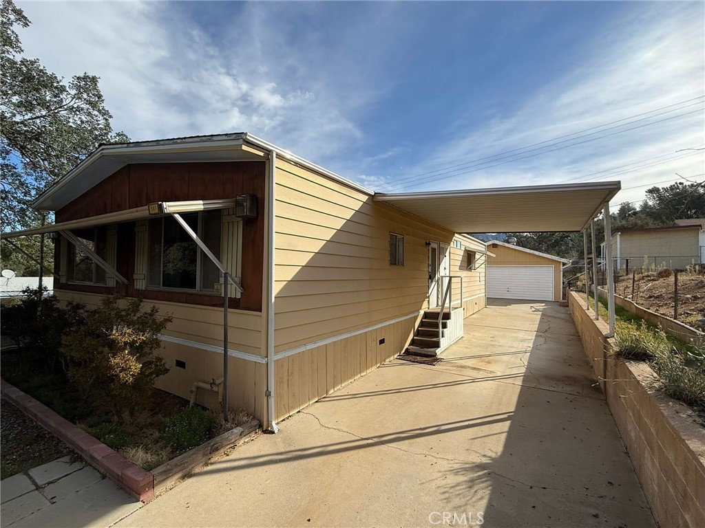 101 Jones Street Bodfish, CA 93205 - Photo 2 of 33