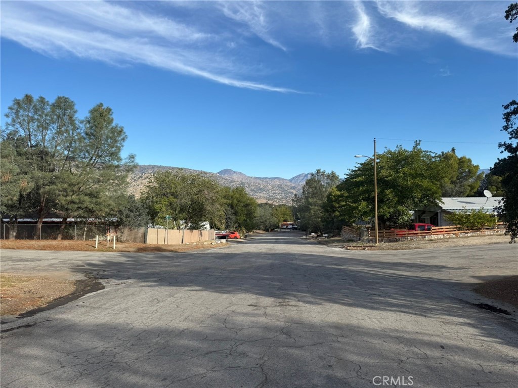 101 Jones Street Bodfish, CA 93205 - Photo 24 of 33