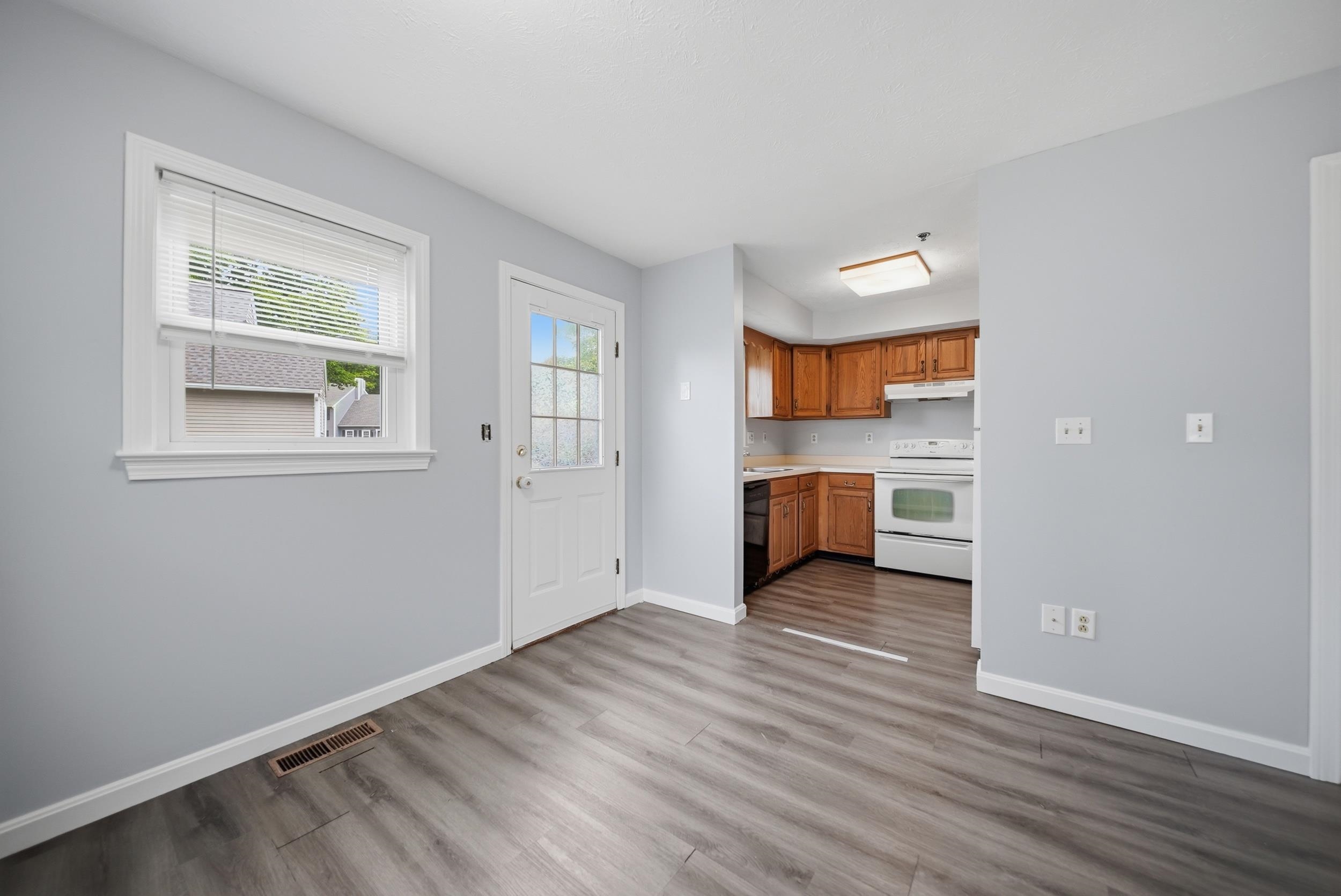 16 Shoal Creek Road Hudson, NH 03051 - Photo 16 of 43