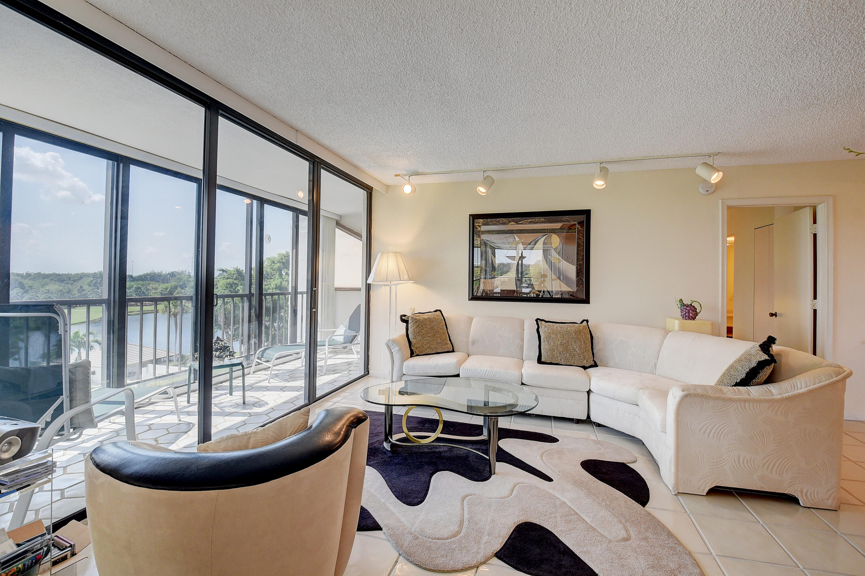 7754 Lakeside Boulevard, Unit 451 Boca Raton, FL 33434 - Photo 8 of 56 DSC_4057_58_59_60_61