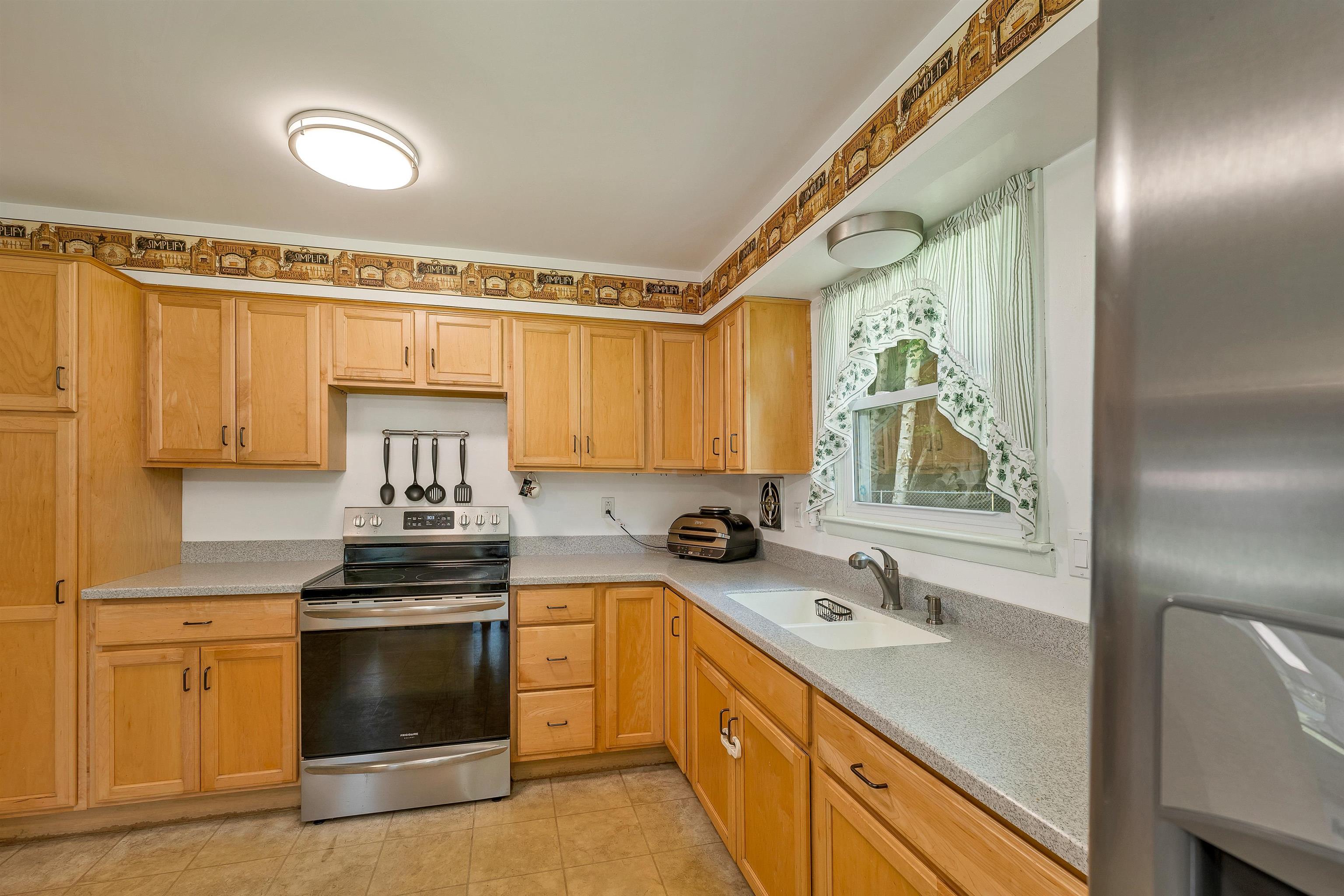 12 Terrace Hill Road Boscawen, NH 03303 - Photo 5 of 39 Gallery Image 5