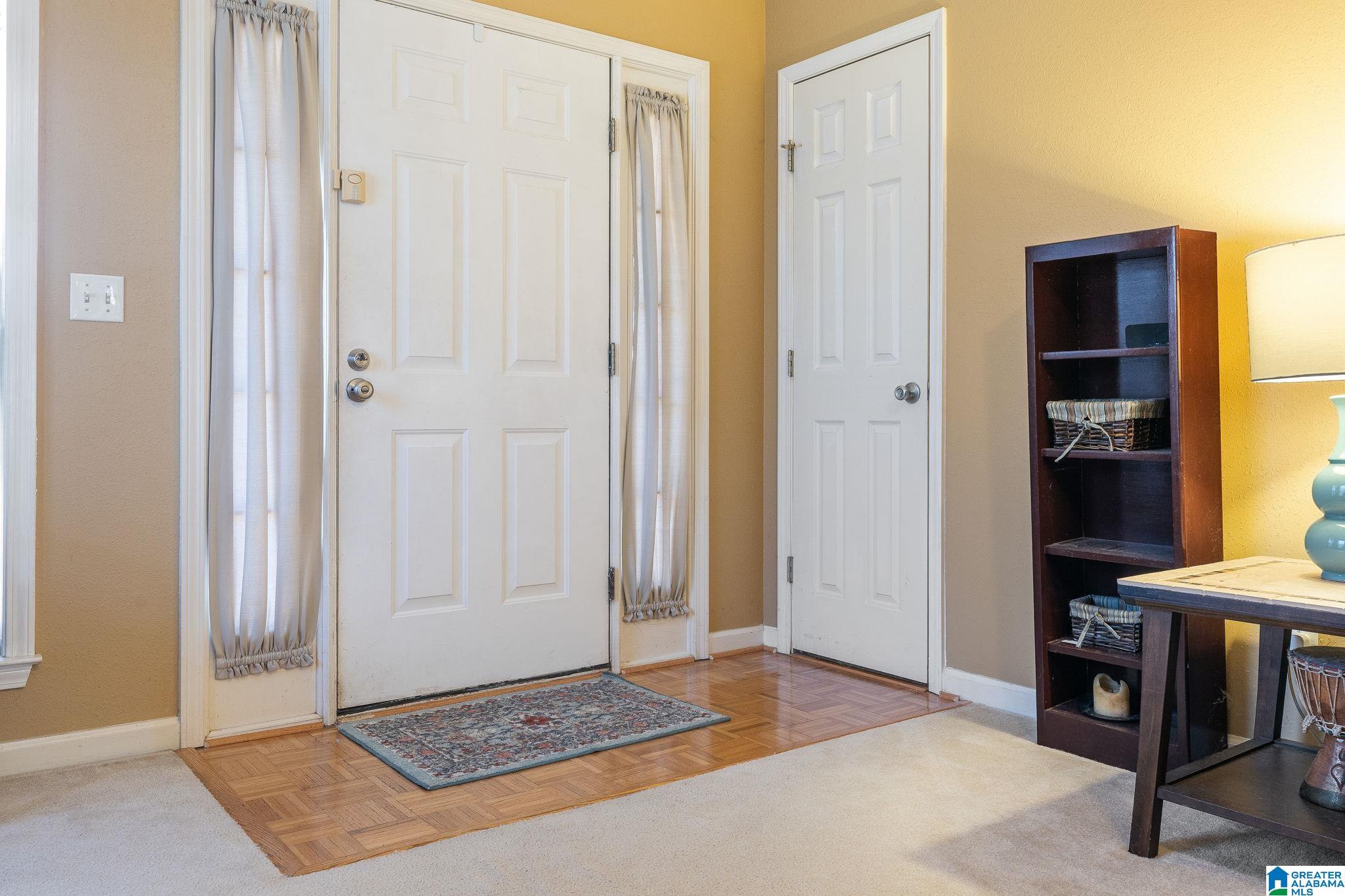 538 Walker Road Pelham, AL 35124 - Photo 3 of 27
