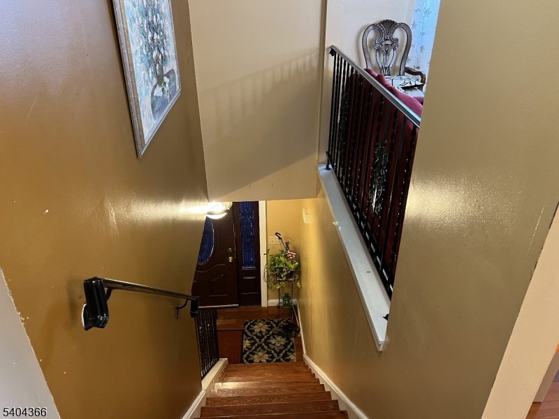 415 Wheatsheaf Road Roselle, NJ 07203 - Photo 11 of 30