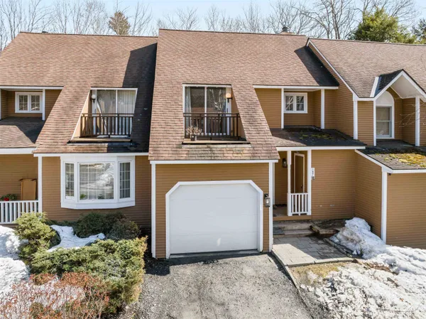 $585,000 | 97 Sterling Ridge Road, Unit 19, Warren, VT 05674