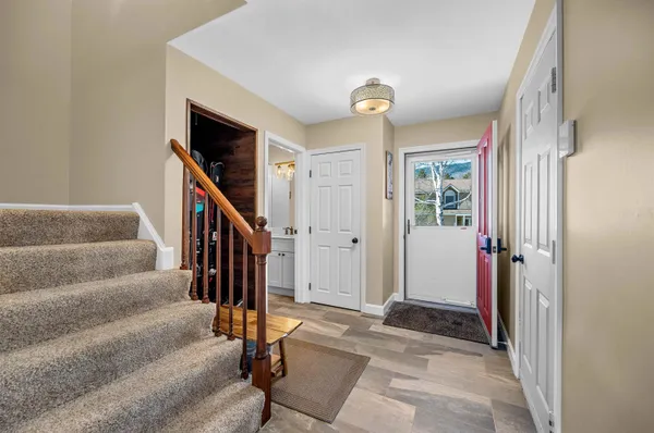 $585,000 | 97 Sterling Ridge Road, Unit 19, Warren, VT 05674