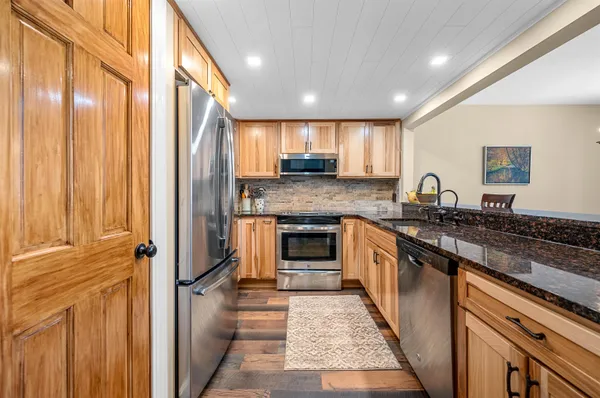 $585,000 | 97 Sterling Ridge Road, Unit 19, Warren, VT 05674