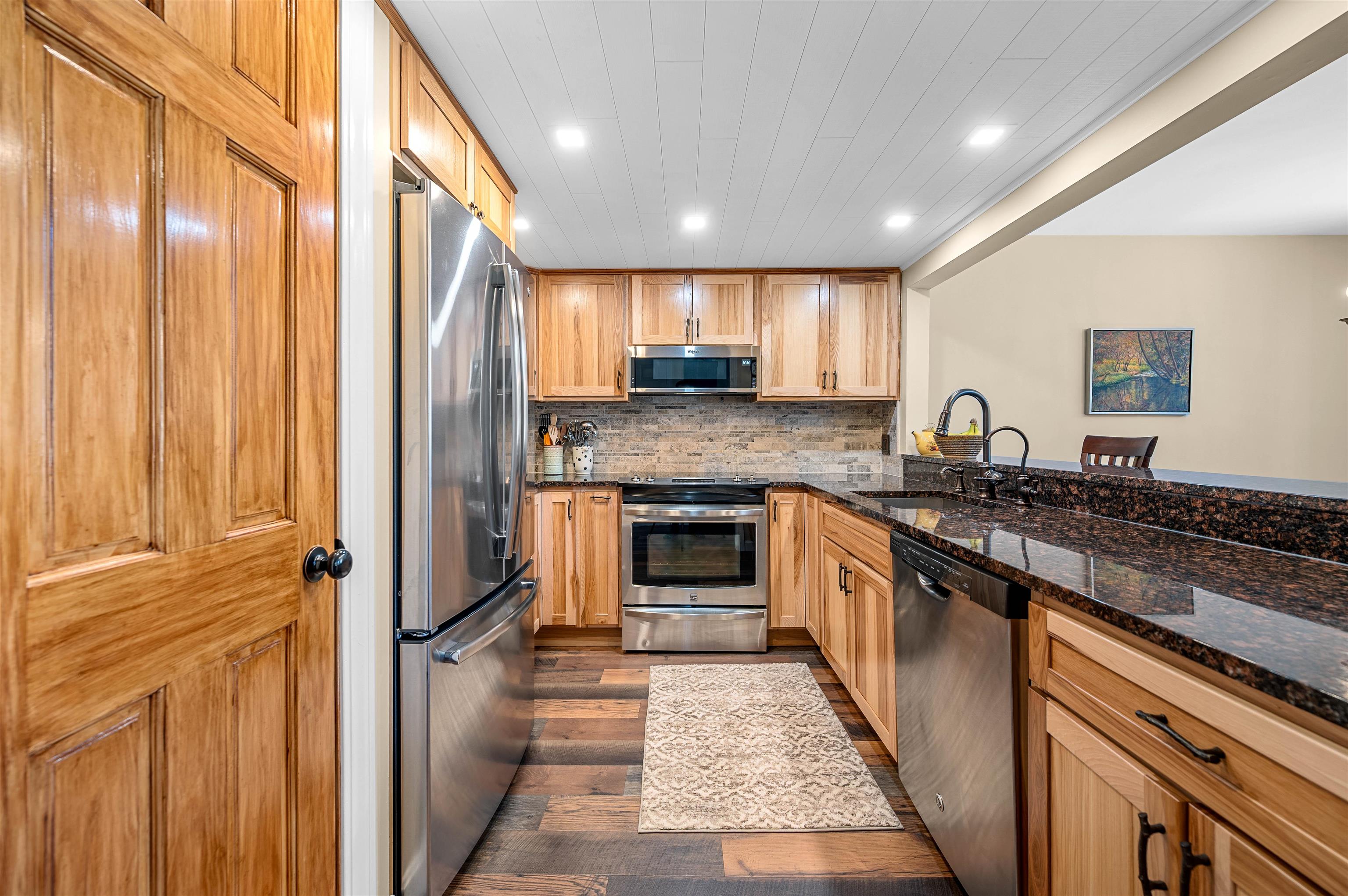 97 Sterling Ridge Road, Unit 19 Warren, VT 05674 - Photo 6 of 45