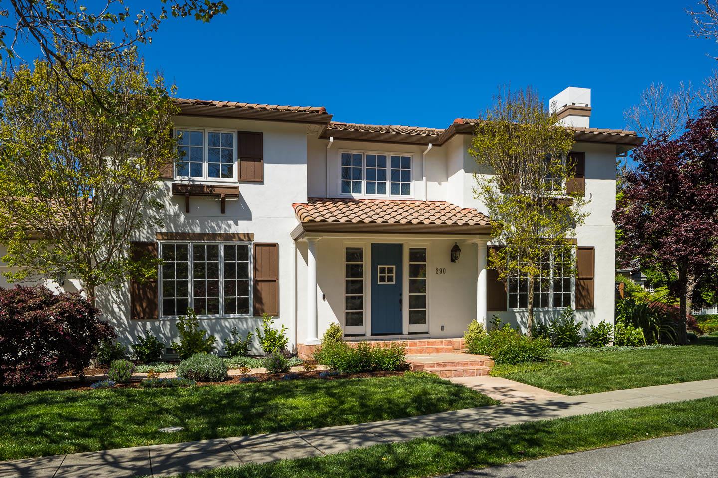 290 Gloria Circle Menlo Park, CA 94025 - Photo 1 of 41 front view of a house with a yard