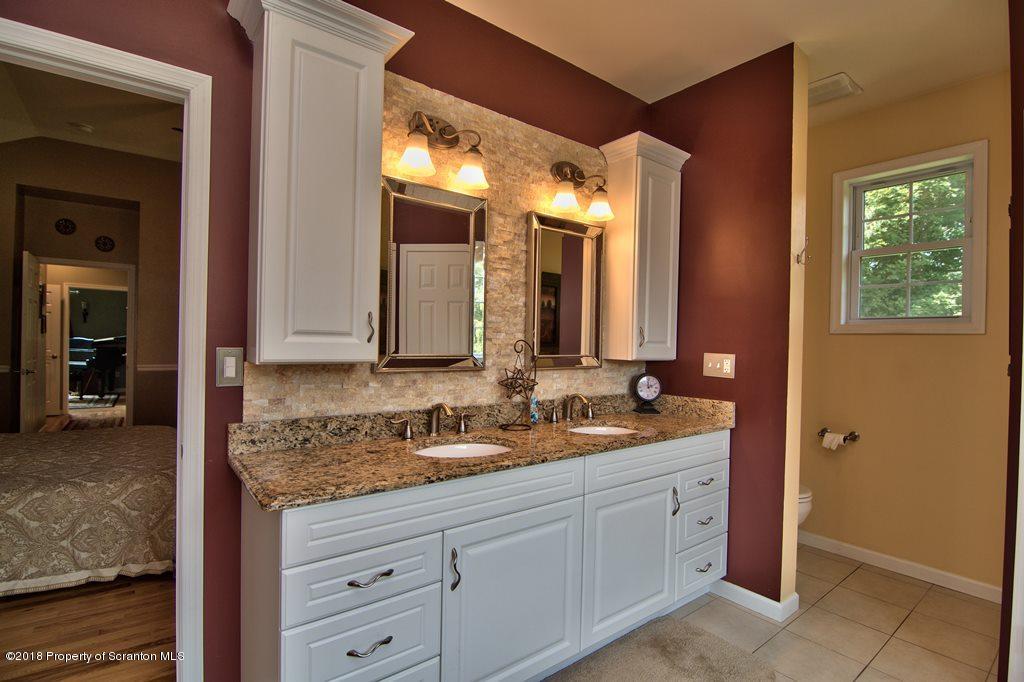 52 Laurel Road Moscow, PA 18444 - Photo 31 of 73 Gallery Image 31