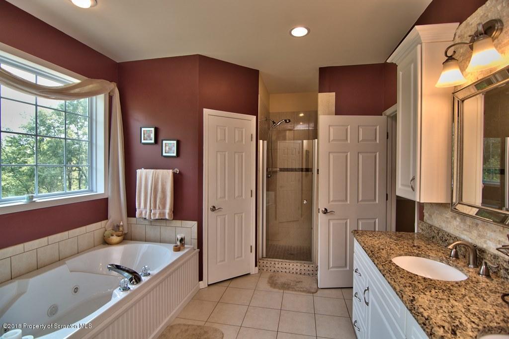 52 Laurel Road Moscow, PA 18444 - Photo 33 of 73 Gallery Image 33