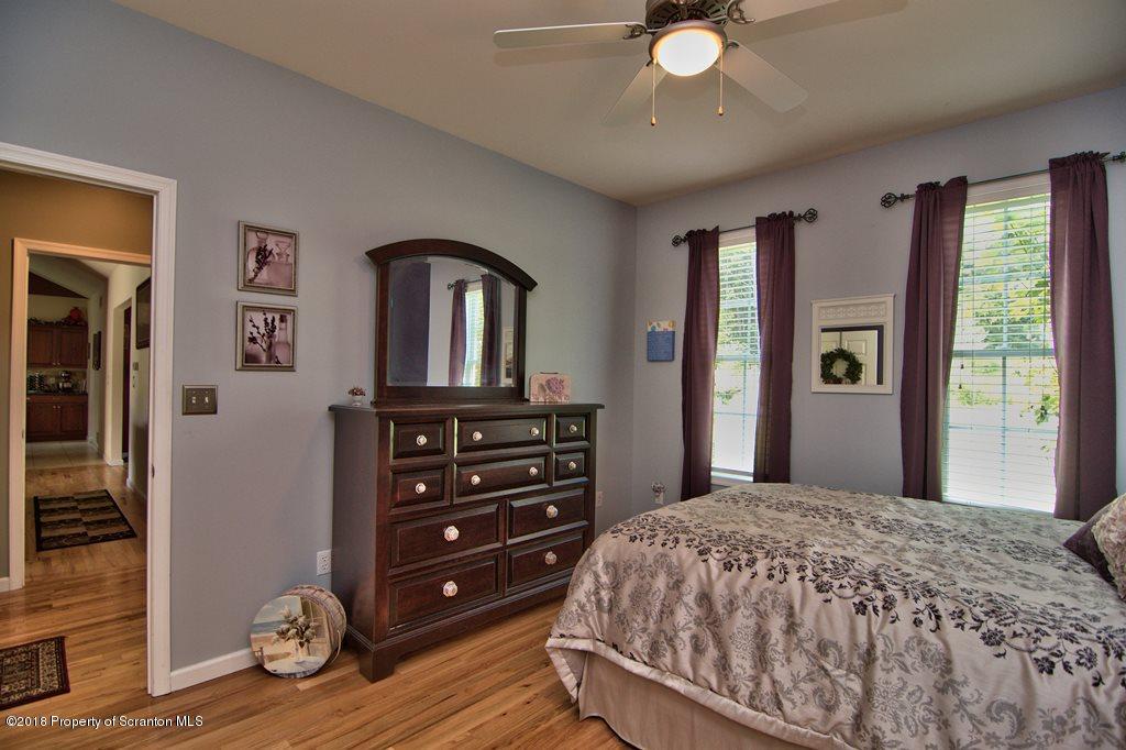 52 Laurel Road Moscow, PA 18444 - Photo 38 of 73 Gallery Image 38
