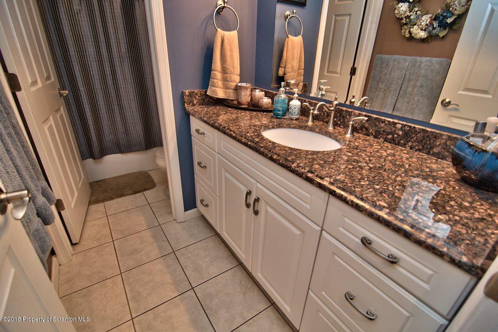 52 Laurel Road Moscow, PA 18444 - Photo 41 of 73 Gallery Image 41