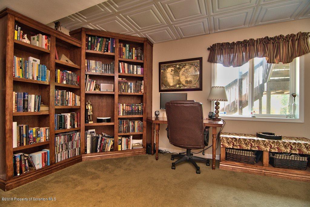 52 Laurel Road Moscow, PA 18444 - Photo 43 of 73 Gallery Image 43
