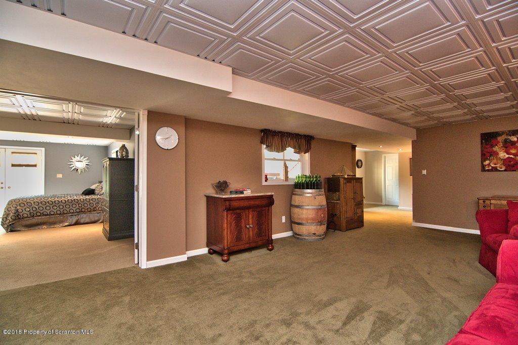 52 Laurel Road Moscow, PA 18444 - Photo 48 of 73 Gallery Image 48