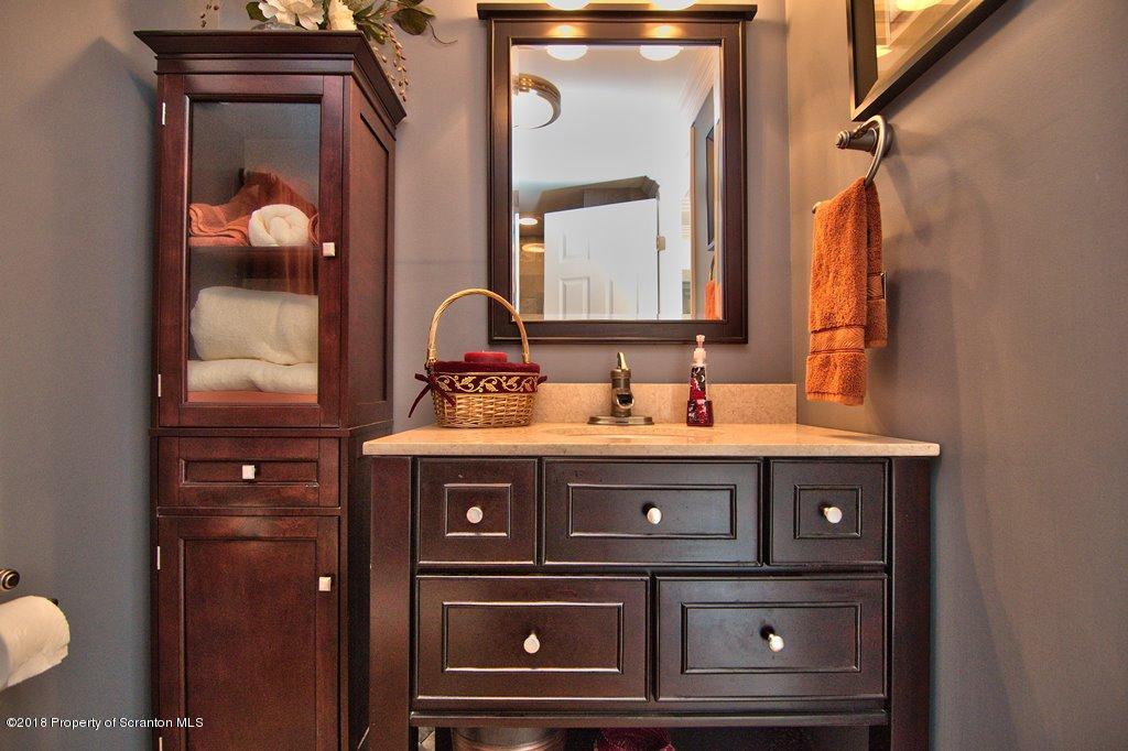 52 Laurel Road Moscow, PA 18444 - Photo 54 of 73 Gallery Image 54