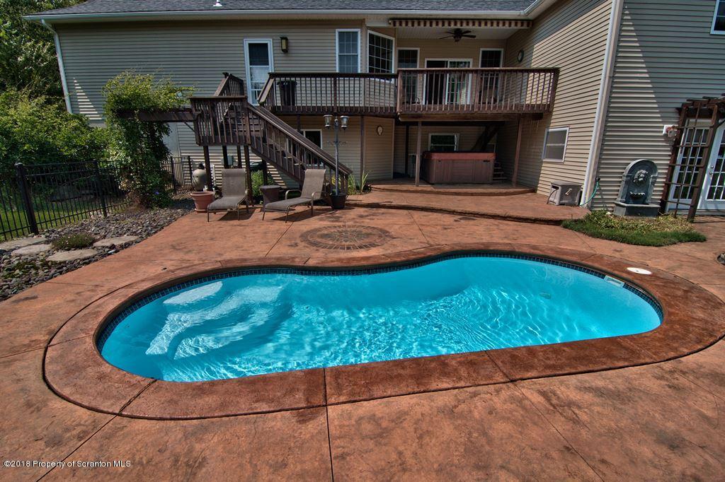 52 Laurel Road Moscow, PA 18444 - Photo 68 of 73 Gallery Image 68