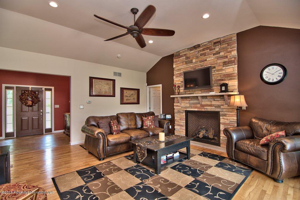 52 Laurel Road Moscow, PA 18444 - Photo 10 of 73 Gallery Image 10