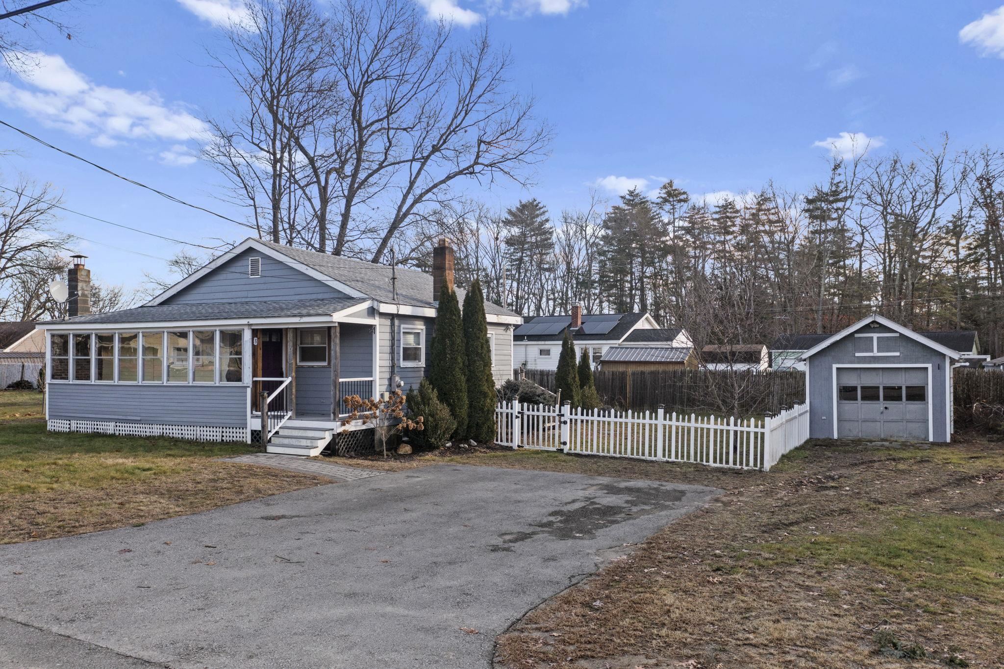 5 Dulcies Point Road Kingston, NH 03848 - Photo 5 of 32