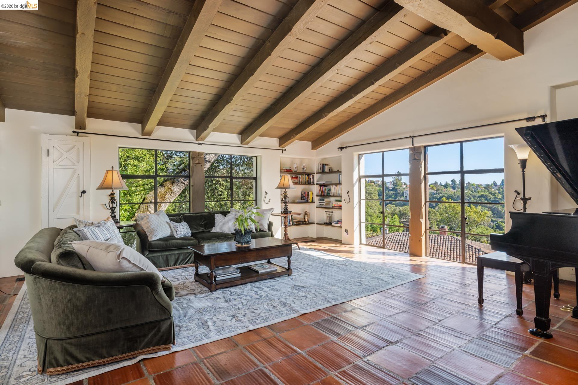 17 Roble Court Berkeley, CA 94705 - Photo 7 of 73