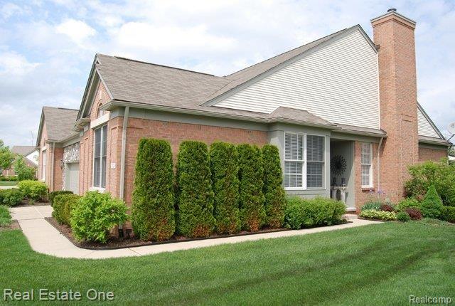 3724 Tremonte Circle, Unit 33 Rochester, MI 48306 - Photo 1 of 24 Exterior