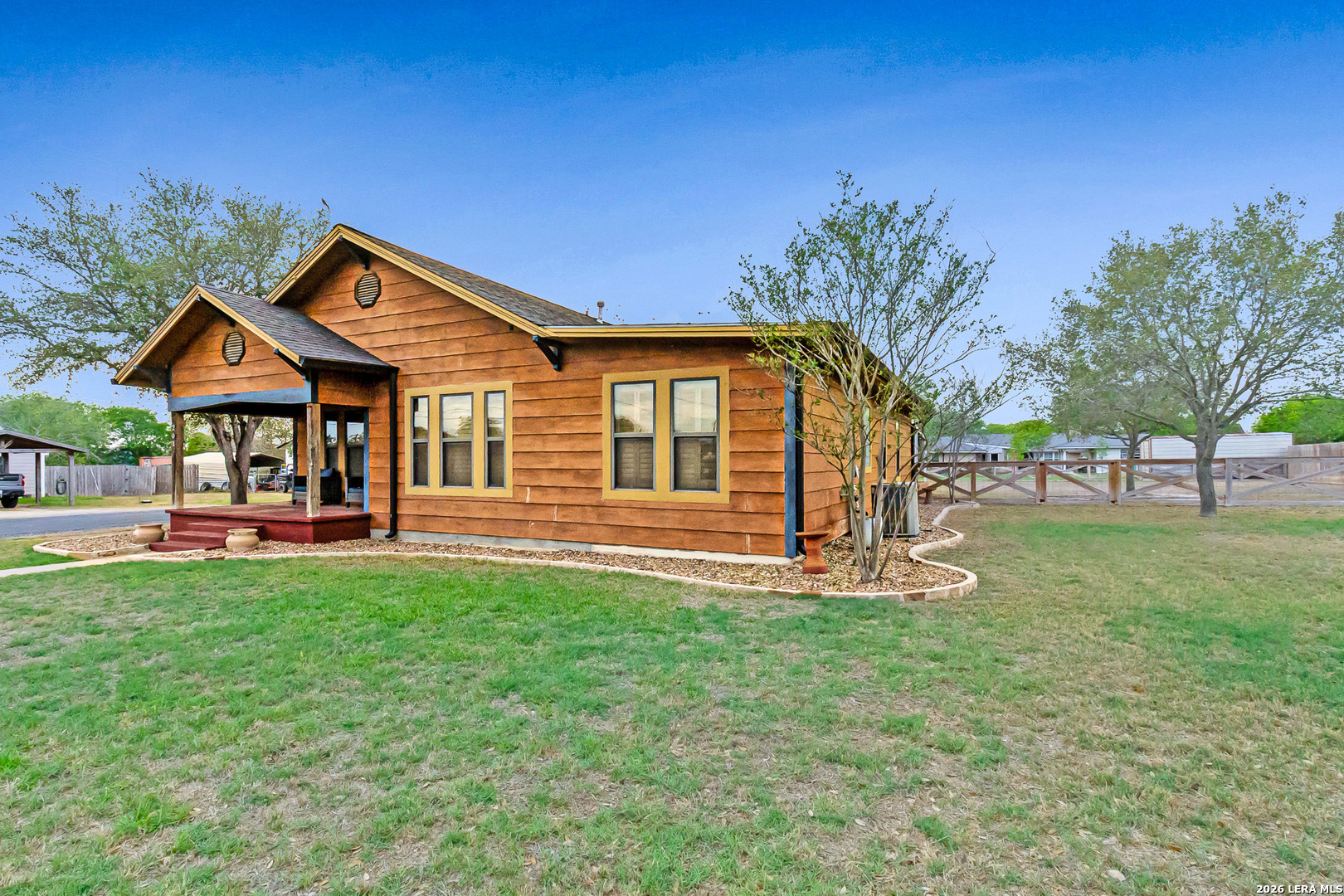 201 Brinkoeter Poth, TX 78147 - Photo 2 of 32