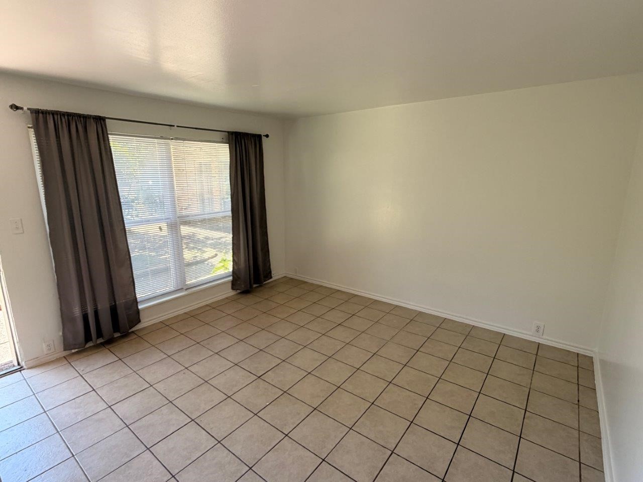820 West Alabama Street, Unit 6 Houston, TX 77006 - Photo 1 of 12