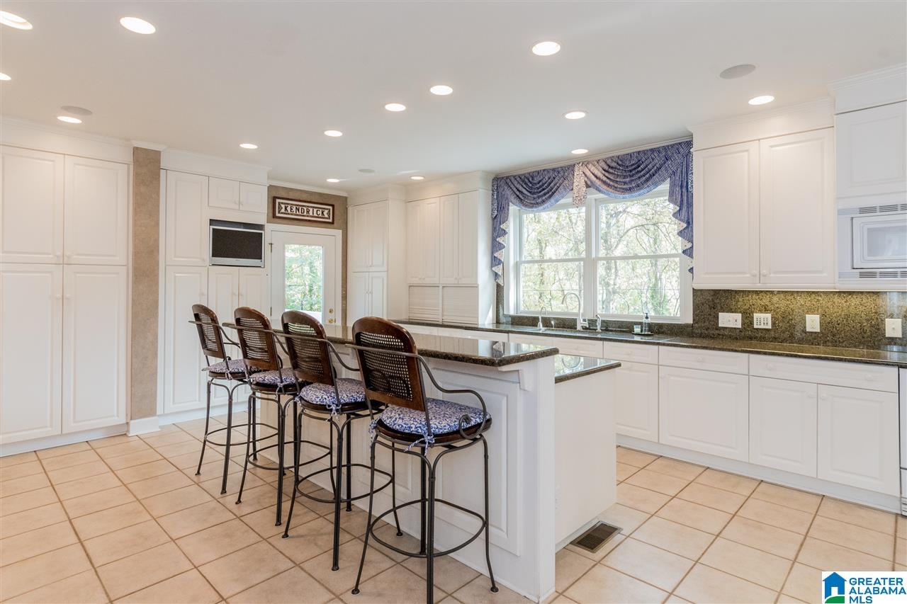 1051 Columbiana Road Birmingham, AL 35209 - Photo 30 of 50